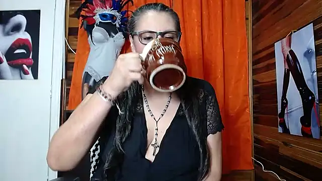 merlyna goldens online show from 02/05/25, 09:15