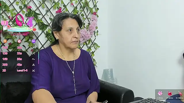 merlyna goldens online show from 10/31/25, 11:06