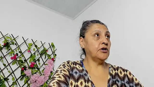 merlyna goldens online show from 12/03/25, 11:25