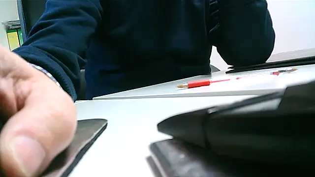 Snapshot of Gregcam chatting on 12/02/24, 07:58 Gregcam online show from 12/02/24, 07:58