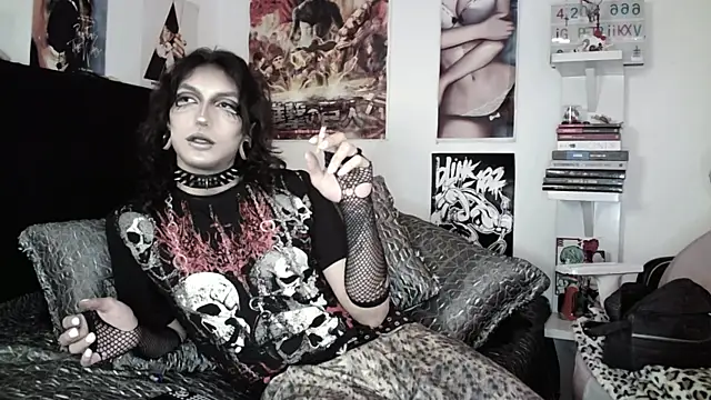 kiiler queen online show from 05/14/26, 07:31