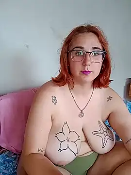 Snapshot of black_lady731 chatting on 03/18/25, 04:48 black lady731 online show from 03/18/25, 04:48