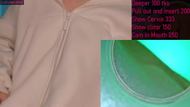 Snapshot of jannemary chatting on 01/27/25, 01:26 jannemary online show from 01/27/25, 01:26