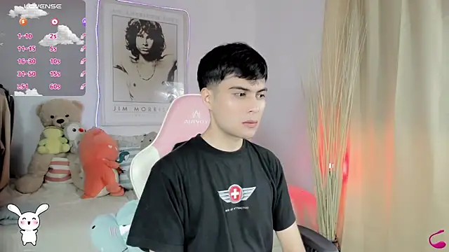 lucas cute online show from 03/10/25, 02:48