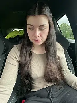 EllyNora online show from 05/07/26, 02:00