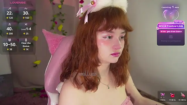 Snapshot of molly_russell chatting on 01/10/26, 07:37 molly russell online show from 01/10/26, 07:37