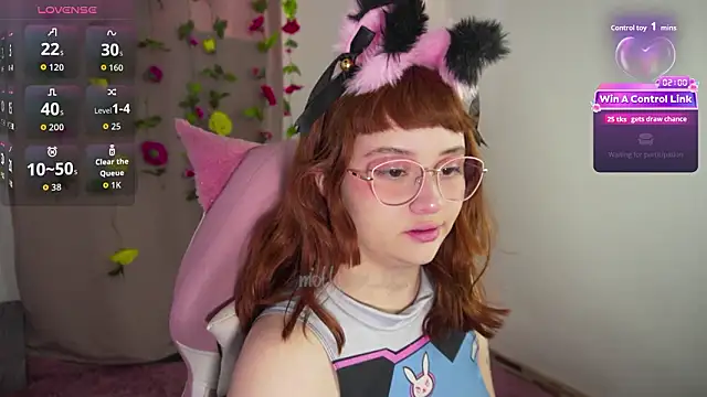 Snapshot of molly_russell chatting on 01/17/26, 04:00 molly russell online show from 01/17/26, 04:00