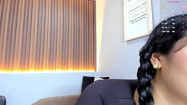 Paula Desousa online show from 06/13/26, 07:56