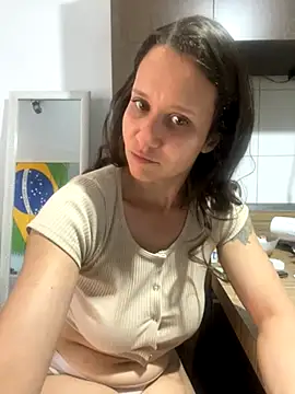 Snapshot of hotcookie28 chatting on 11/30/25, 10:25 hotcookie28 online show from 11/30/25, 10:25