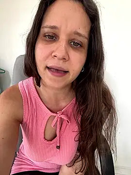 Snapshot of hotcookie28 chatting on 01/18/26, 06:34 hotcookie28 online show from 01/18/26, 06:34