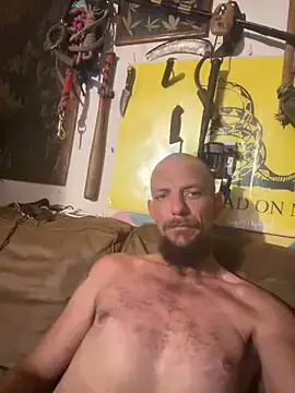 Snapshot of 420rickie420 chatting on 03/15/25, 10:46 420rickie420 online show from 03/15/25, 10:46