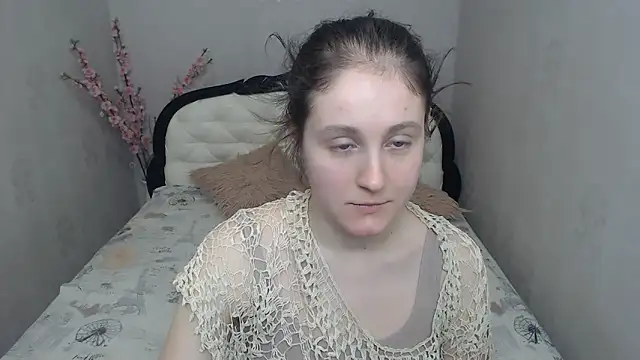 Holliy Cooper online show from 03/30/26, 07:09