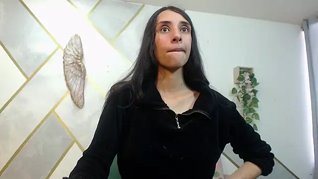 RoxanaCyrano  online show from 11/07/25, 08:09