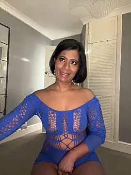 Snapshot of RoseMelanie chatting on 02/28/25, 07:37 RoseMelanie online show from 02/28/25, 07:37