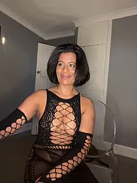 Snapshot of RoseMelanie chatting on 03/20/25, 06:30 RoseMelanie online show from 03/20/25, 06:30