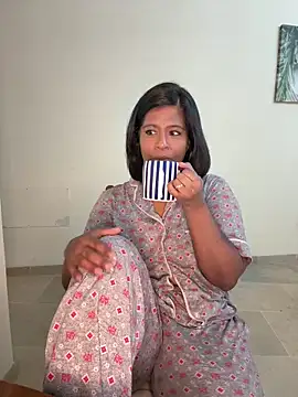 Snapshot of RoseMelanie chatting on 02/12/26, 09:04 RoseMelanie online show from 02/12/26, 09:04