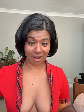 Snapshot of RoseMelanie chatting on 02/25/26, 07:40 RoseMelanie online show from 02/25/26, 07:40