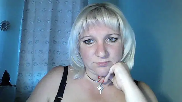 Snapshot of MeilomaWesa chatting on 09/17/25, 10:50 MeilomaWesa online show from 09/17/25, 10:50