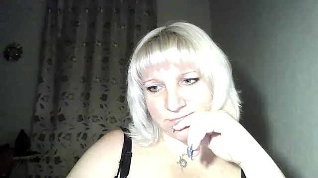 MeilomaWesa online show from 10/27/25, 02:54