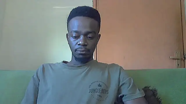 Snapshot of BIGDICKMULLAH chatting on 11/15/25, 03:37 BIGDICKMULLAH online show from 11/15/25, 03:37