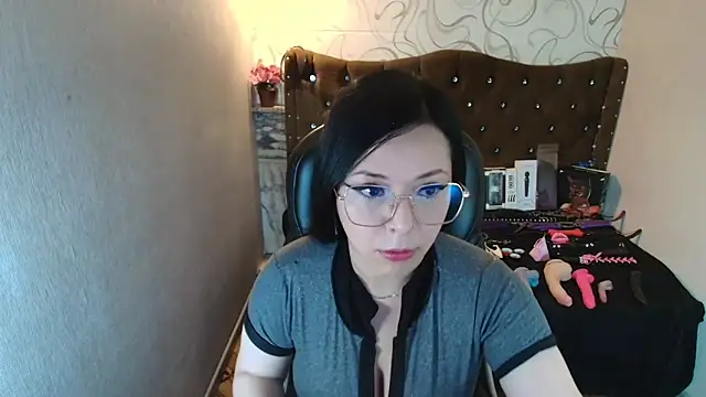 Snapshot of HannaCarrter chatting on 05/15/26, 10:55 HannaCarrter online show from 05/15/26, 10:55