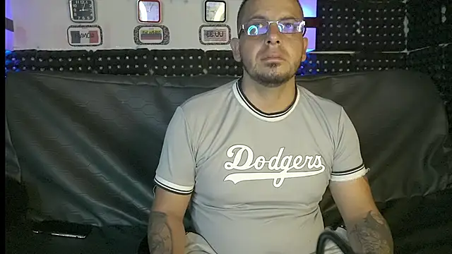 Snapshot of Dulce_yors chatting on 03/09/25, 02:07 Dulce yors online show from 03/09/25, 02:07