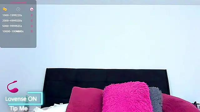 Snapshot of SelenaWest chatting on 10/09/25, 09:40 SelenaWest online show from 10/09/25, 09:40