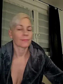 DarleenHot online show from 12/20/24, 06:29