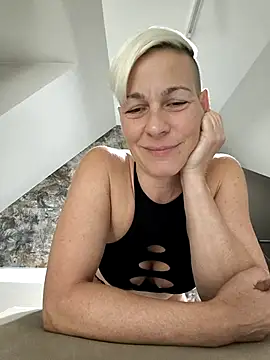 DarleenHot online show from 10/02/25, 05:31