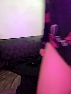 Snapshot of Zeina2024 chatting on 03/28/26, 10:37 Zeina2024 online show from 03/28/26, 10:37