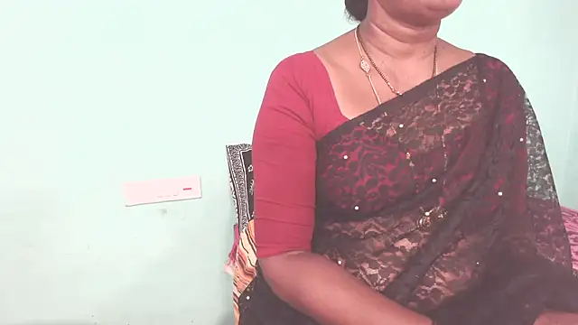 Snapshot of shrutitelugu69 chatting on 05/02/26, 04:34 shrutitelugu69 online show from 05/02/26, 04:34
