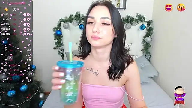 Snapshot of Sourr_Lollipop chatting on 12/20/24, 02:52 Sourr Lollipop online show from 12/20/24, 02:52