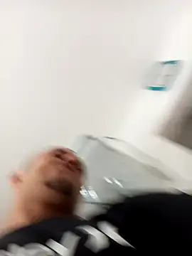 emrehliug12 online show from 09/12/25, 04:40