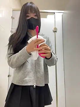 Snapshot of Asia-Lynn chatting on 12/09/24, 01:13 Asia-Lynn online show from 12/09/24, 01:13