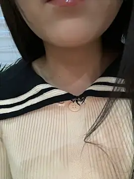 Snapshot of Asia-Lynn chatting on 03/22/25, 11:11 Asia-Lynn online show from 03/22/25, 11:11