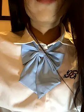 Snapshot of Asia-Lynn chatting on 10/17/25, 10:18 Asia-Lynn online show from 10/17/25, 10:18