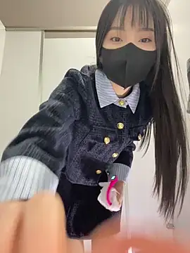 Asia-Lynn online show from 11/26/25, 10:49