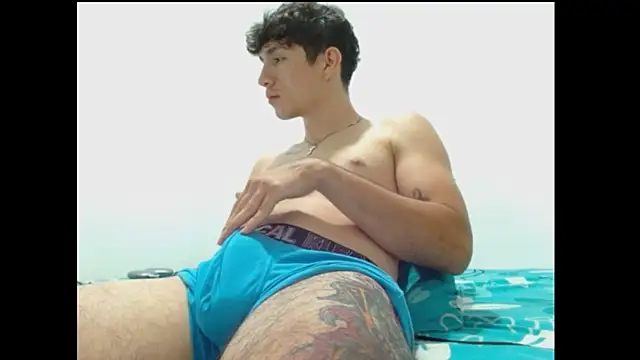 Snapshot of ChicoMaloFfF chatting on 10/24/25, 11:01 ChicoMaloFfF online show from 10/24/25, 11:01