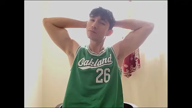 Snapshot of ChicoMaloFfF chatting on 12/22/25, 06:05 ChicoMaloFfF online show from 12/22/25, 06:05