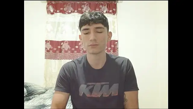 Snapshot of ChicoMaloFfF chatting on 02/03/26, 12:42 ChicoMaloFfF online show from 02/03/26, 12:42