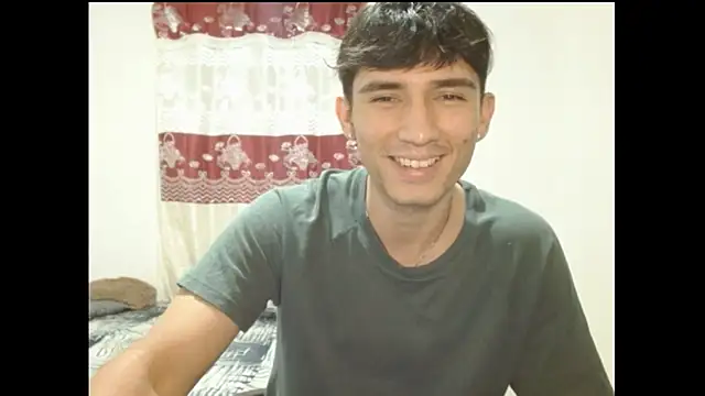 Snapshot of ChicoMaloFfF chatting on 02/17/26, 01:46 ChicoMaloFfF online show from 02/17/26, 01:46