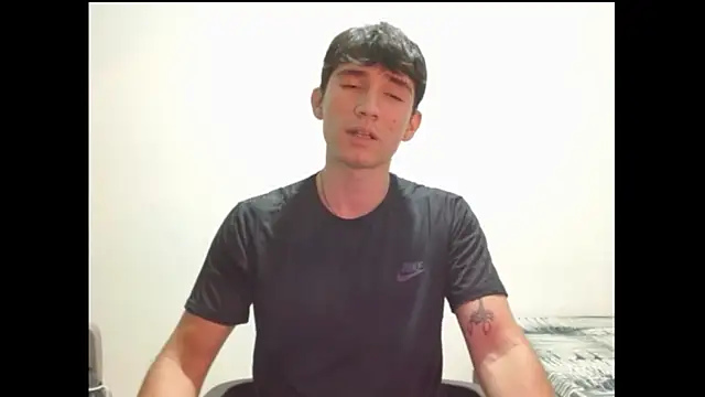 Snapshot of ChicoMaloFfF chatting on 02/27/26, 01:38 ChicoMaloFfF online show from 02/27/26, 01:38