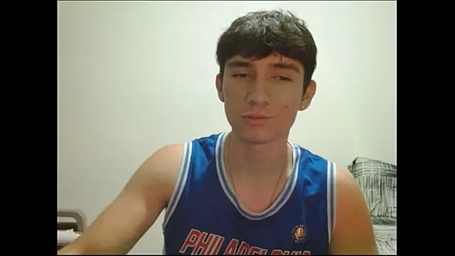 Snapshot of ChicoMaloFfF chatting on 03/12/26, 11:33 ChicoMaloFfF online show from 03/12/26, 11:33