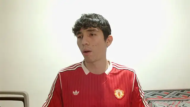 Snapshot of ChicoMaloFfF chatting on 03/27/26, 02:50 ChicoMaloFfF online show from 03/27/26, 02:50