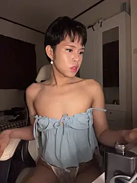 Snapshot of Plaxtique chatting on 01/07/26, 07:27 Plaxtique online show from 01/07/26, 07:27