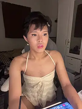 Snapshot of Plaxtique chatting on 02/01/26, 03:10 Plaxtique online show from 02/01/26, 03:10