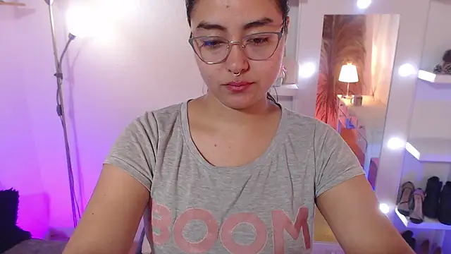  Kim  M online show from 11/24/25, 12:38