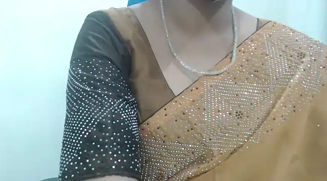 Snapshot of Lovely_Siri_23 chatting on 01/11/25, 10:40 Lovely Siri 23 online show from 01/11/25, 10:40