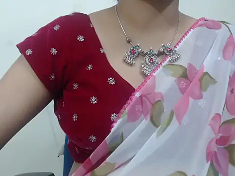 Snapshot of Lovely_Siri_23 chatting on 09/11/25, 12:27 Lovely Siri 23 online show from 09/11/25, 12:27