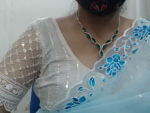 Lovely Siri 23 online show from 12/03/25, 08:34